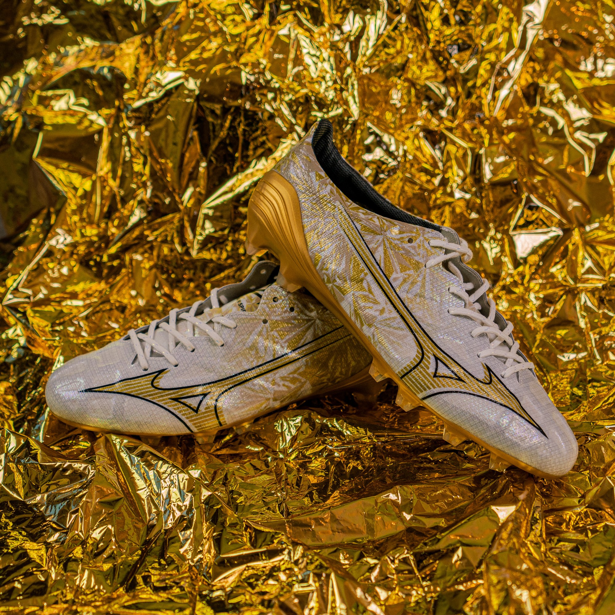 Mizuno Alpha Prism Gold