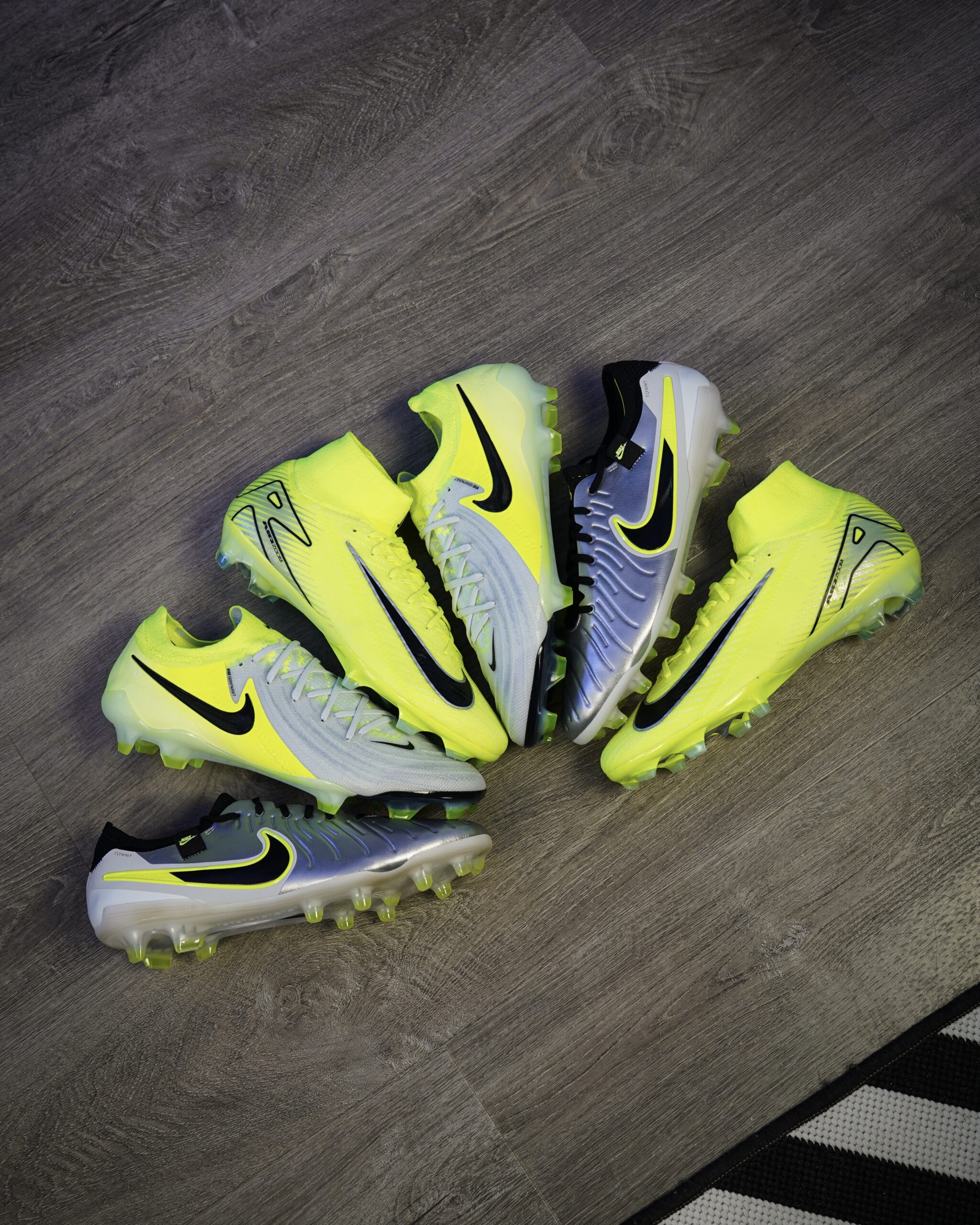 Nike Mad Voltage Pack