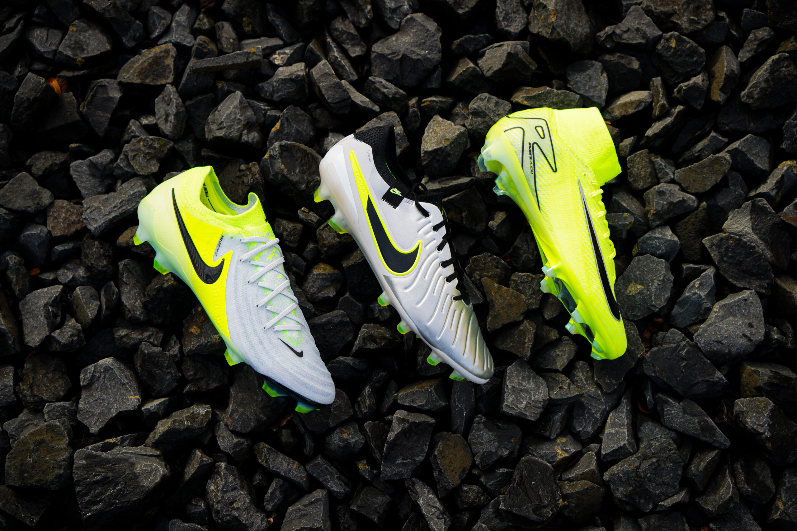 Nike Mad Voltage Pack