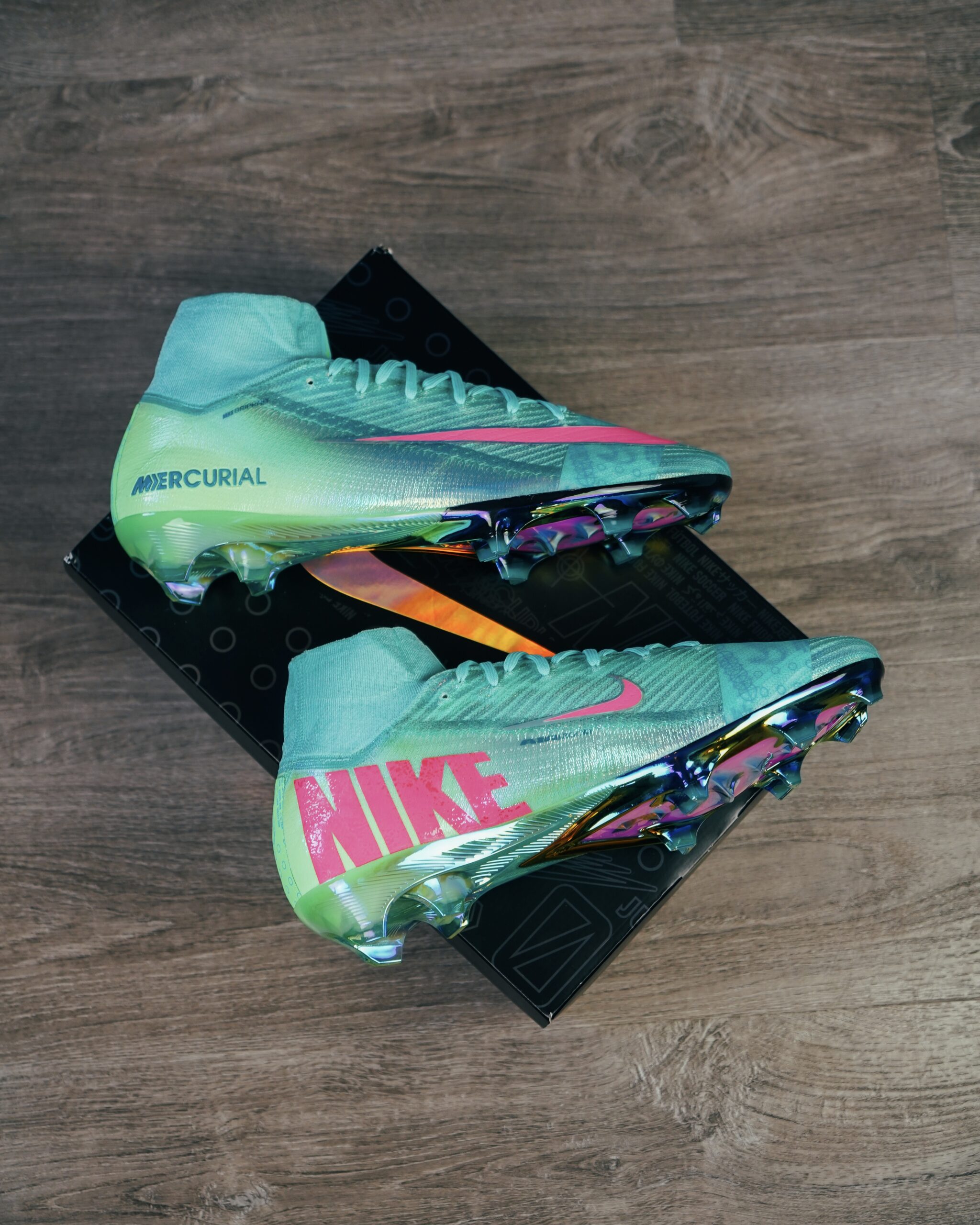 Nike Mercurial Superfly Cosmic Speed 2