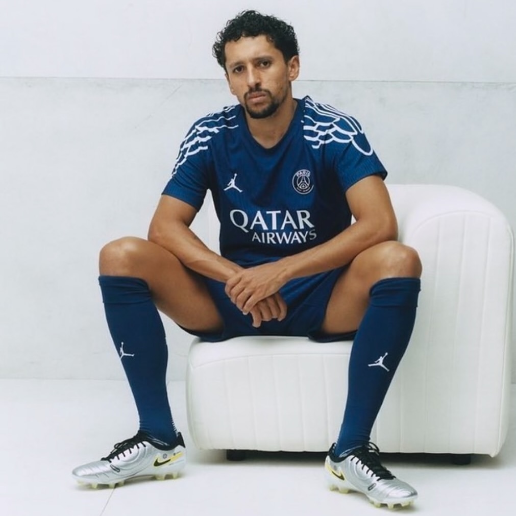 PSG x Jordan Fourth Kit 24/25