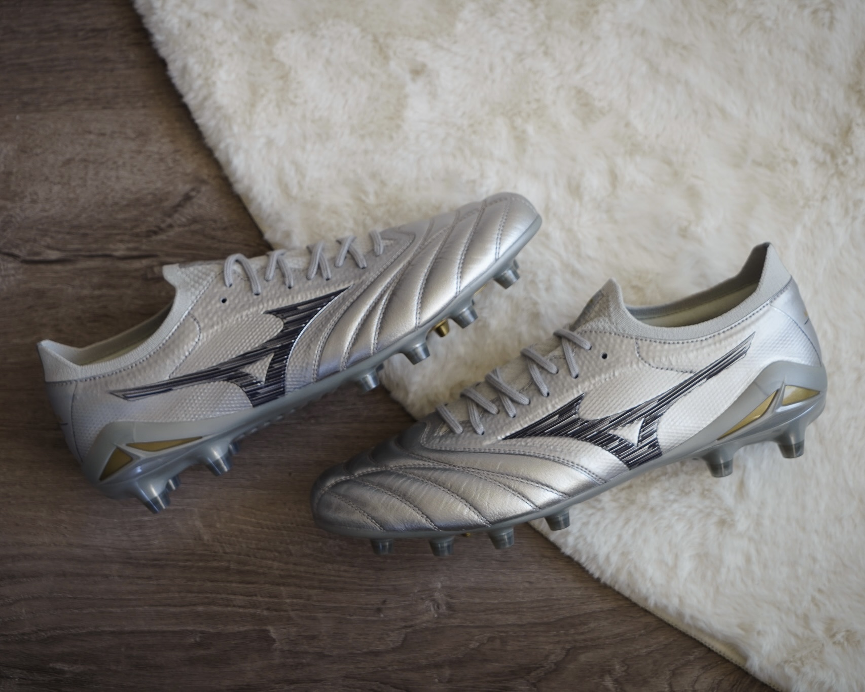 Mizuno Platinum Silver Pack