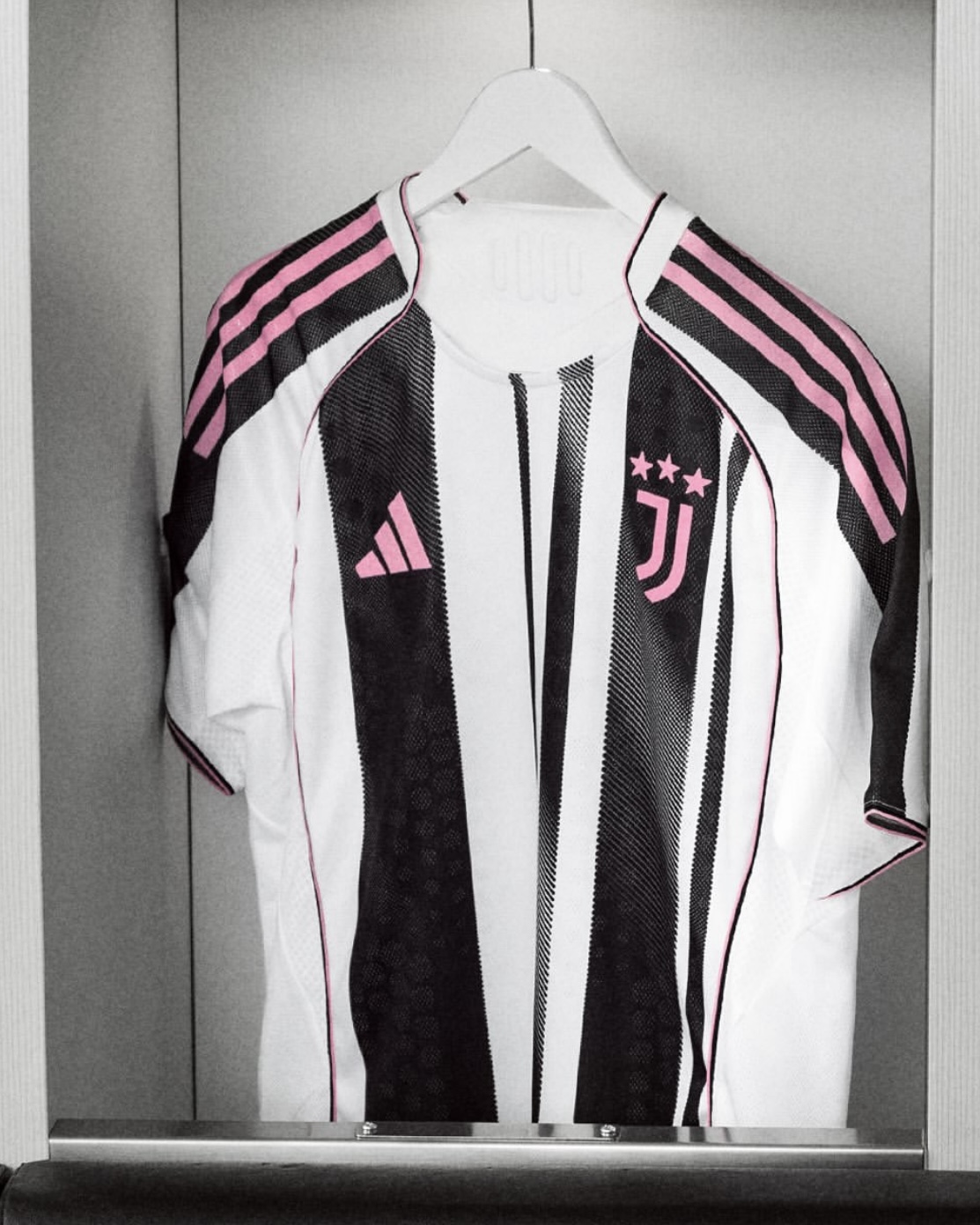 Juve Heimtrikot 25/26 Juventus Heimtrikot 25/26