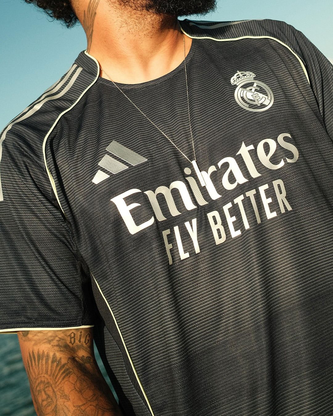 Real Madrid Auswärtstrikot 25/26 Real Madrid Auswärtstrikot 25/26