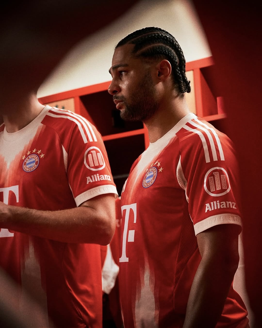 FC Bayern Heimtrikot 25/26 FC Bayern Heimtrikot 25/26