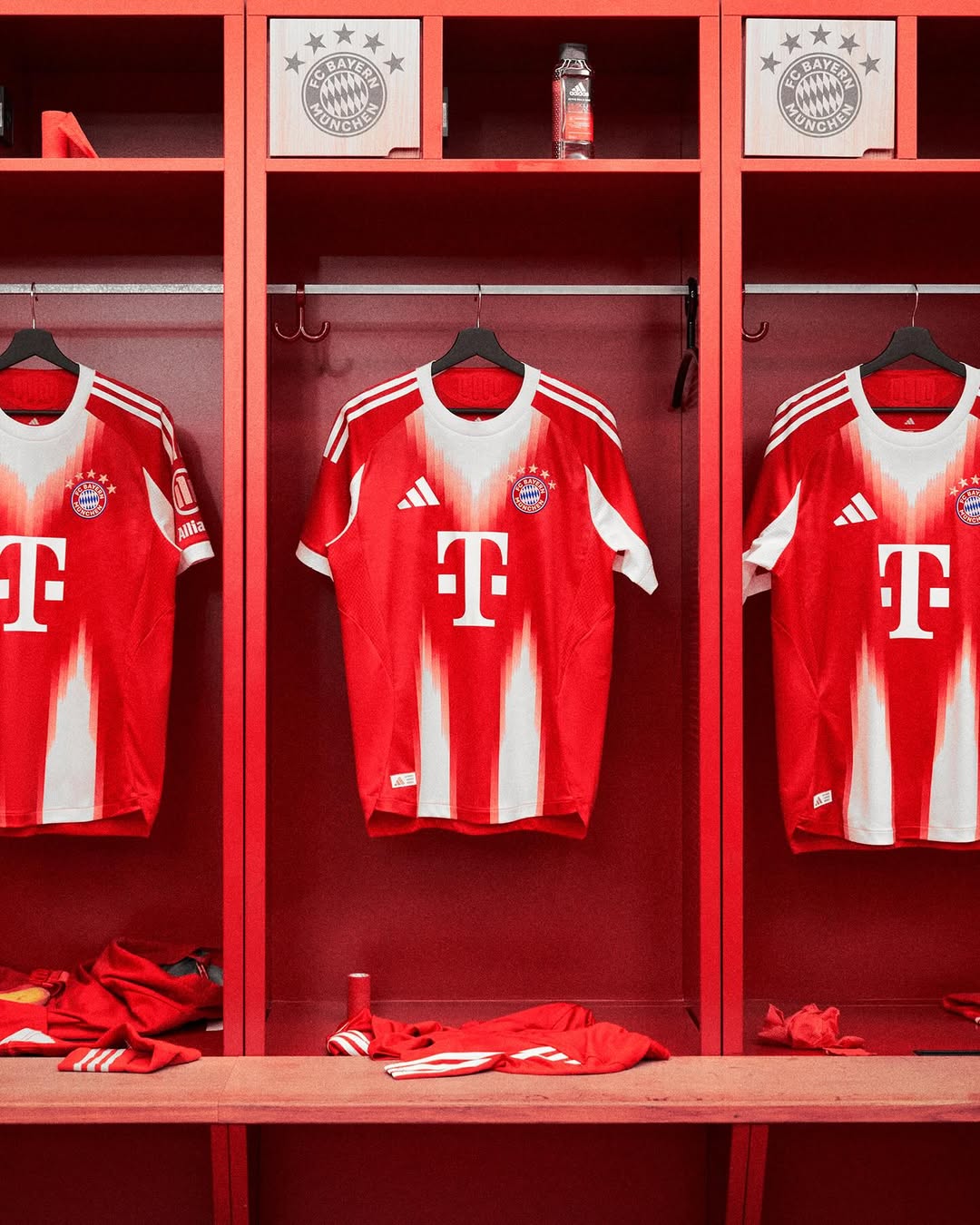 FC Bayern Heimtrikot 25/26 FC Bayern Heimtrikot 25/26