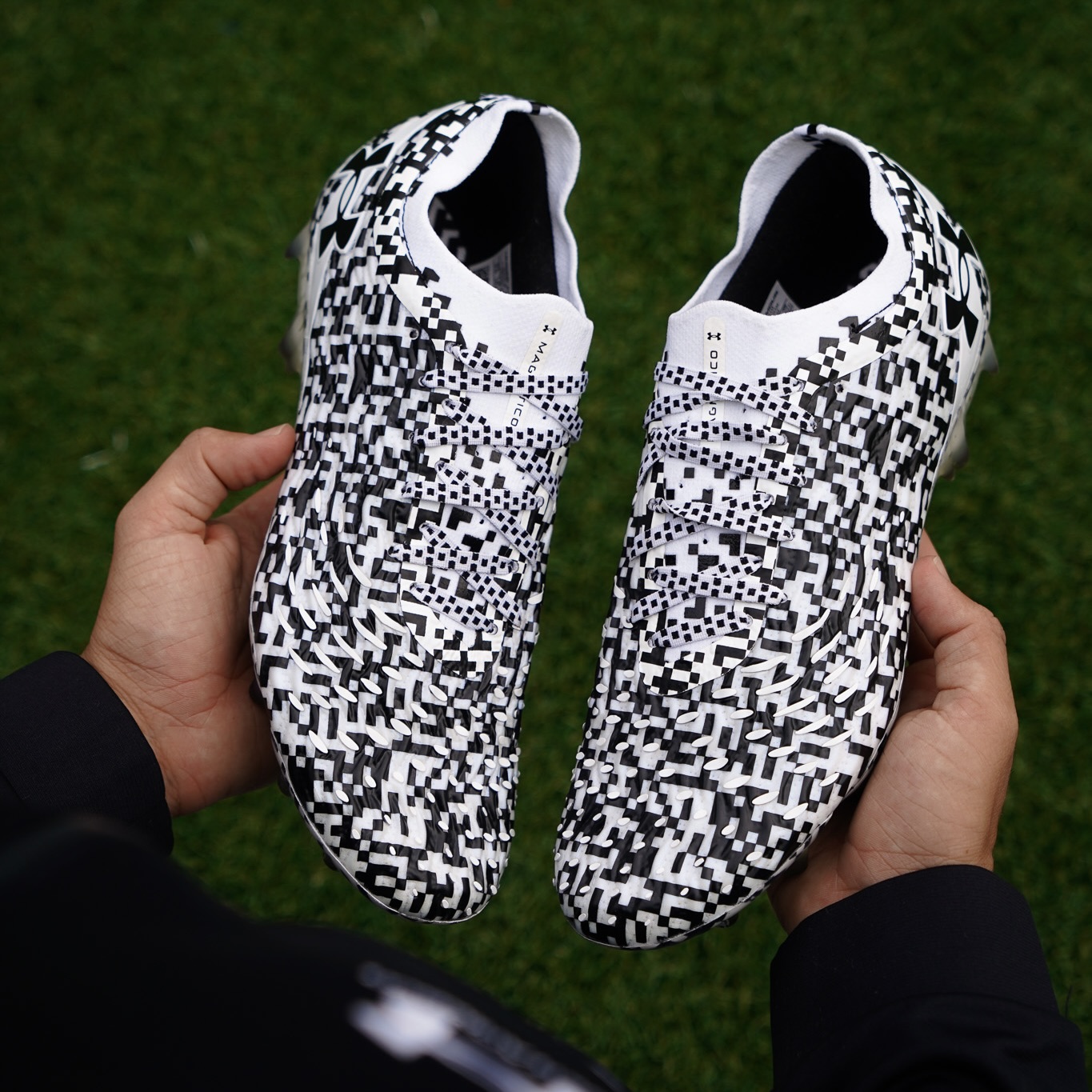 UA Magnetico 5