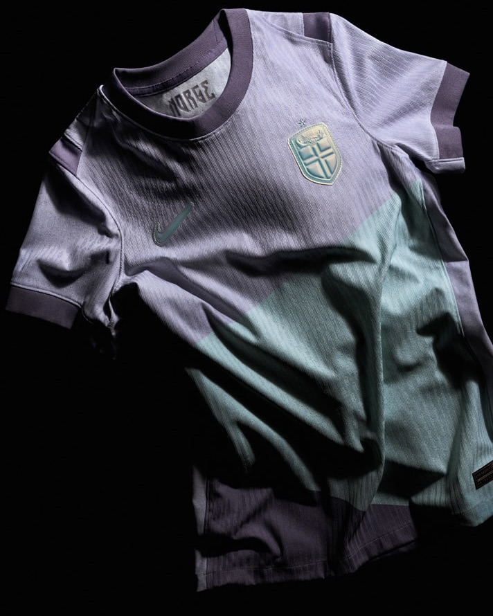 Nike Frauen Nationaltrikots 2025