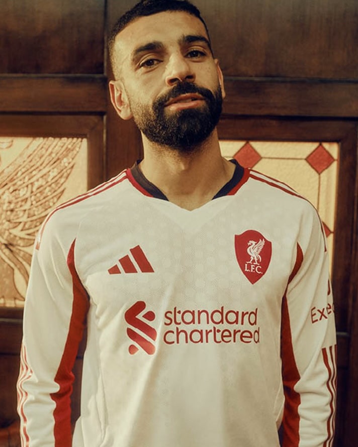 Liverpool Heimtrikot 2025/26 & Auswärtstrikot 2025/26 Liverpool Heimtrikot 2025/26 & Auswärtstrikot 2025/26