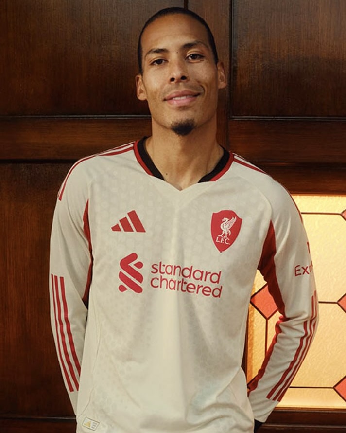 Liverpool Heimtrikot 2025/26 & Auswärtstrikot 2025/26 Liverpool Heimtrikot 2025/26 & Auswärtstrikot 2025/26