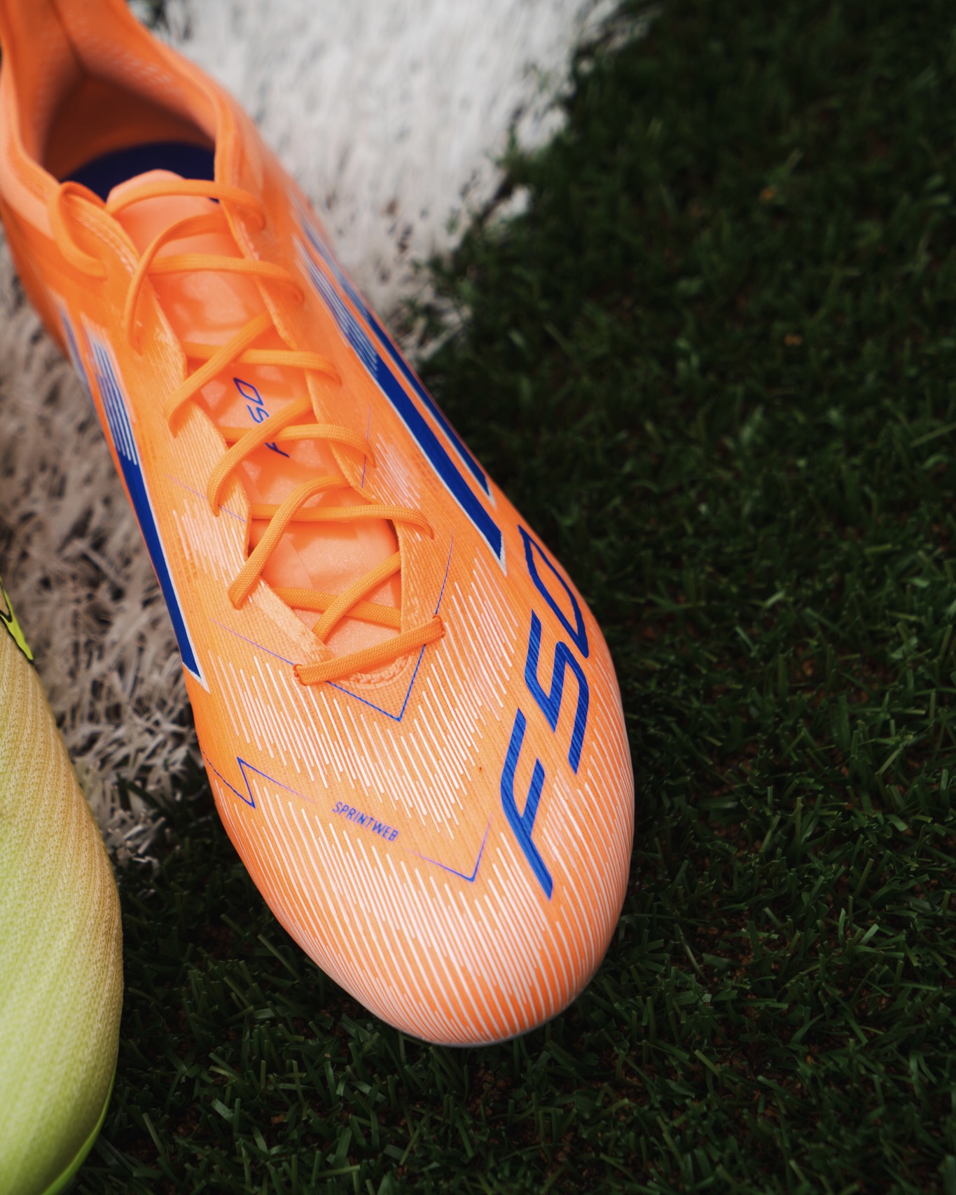 Nike Mercurial VS Adidas F50