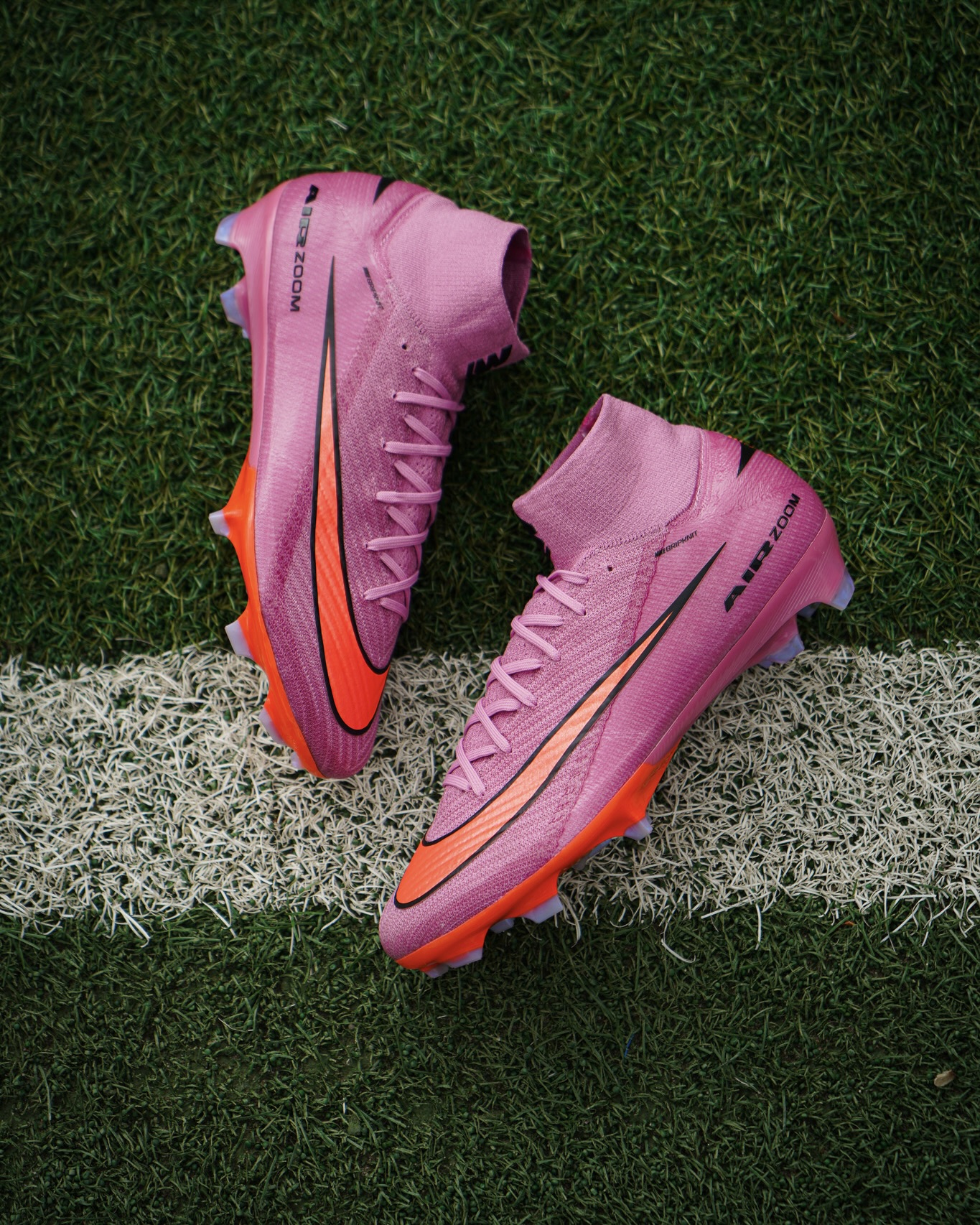 Welchen Fußballschuh trägt Désiré Doué? Das Duell zwischen Nike und adidas spitzt sich zu Welchen Fußballschuh trägt Désiré Doué?