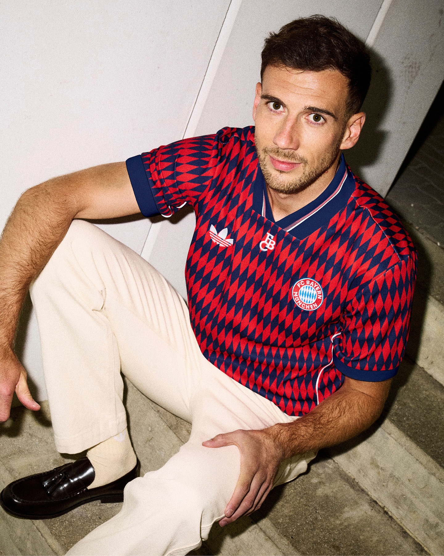Adidas Bayern München 25-26 Retro-Trikot Adidas Bayern München 25-26 Retro-Trikot