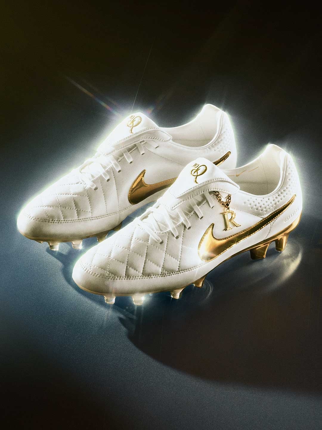 Nike Tiempo Legend Touch of Gold Remake