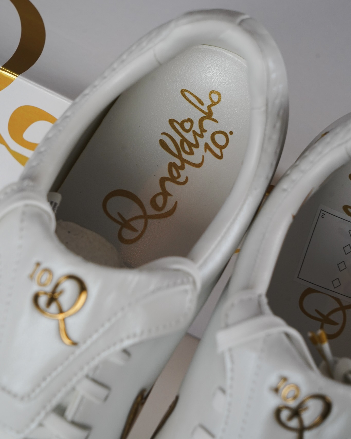 Nike Tiempo Legend Touch of Gold