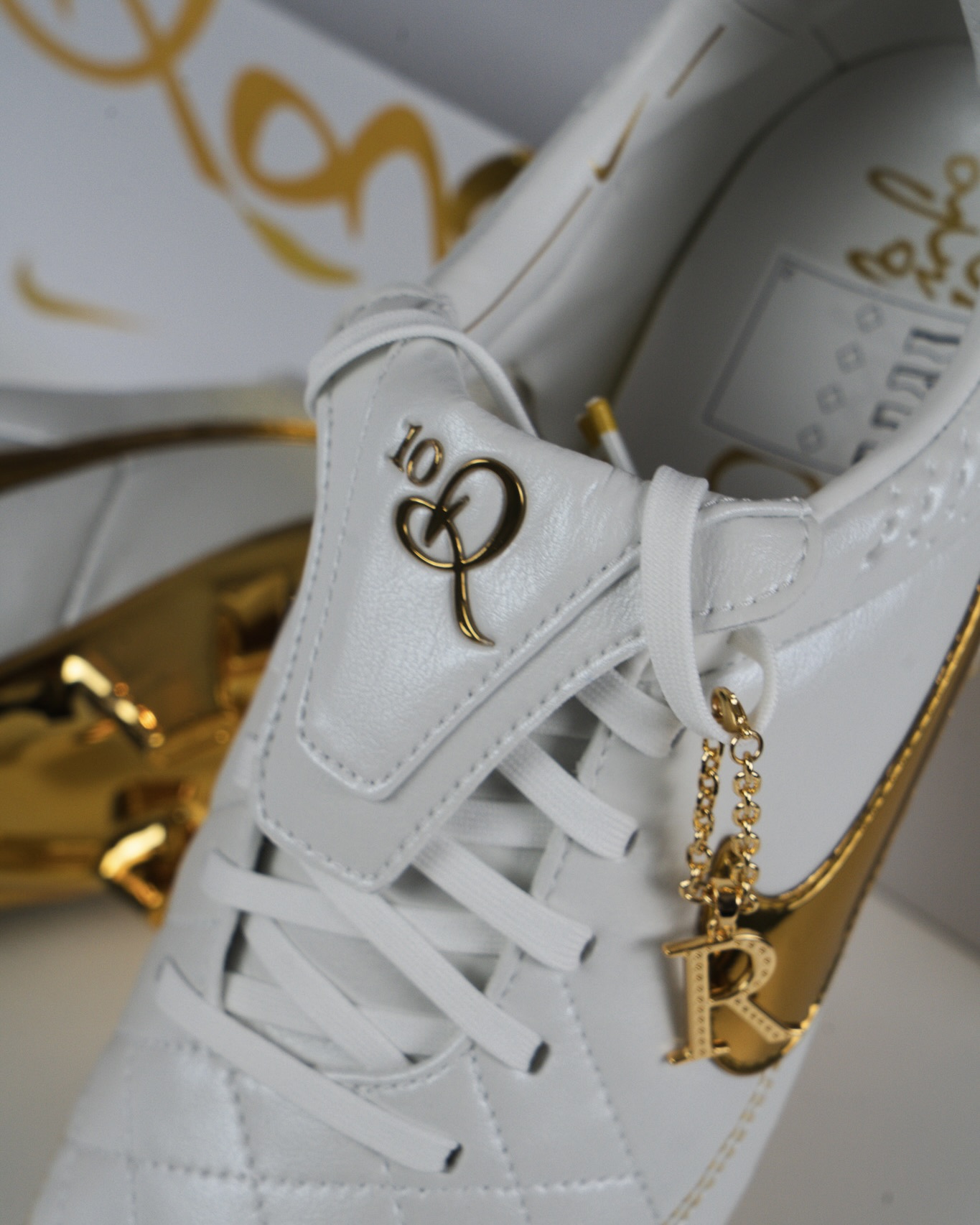 Nike Tiempo Legend Touch of Gold