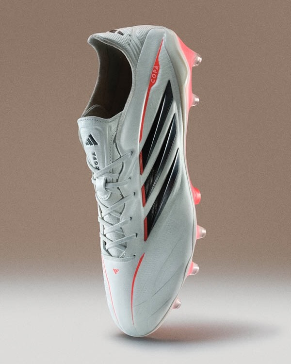 Die besten Fußballschuhe für breite Füße 2026