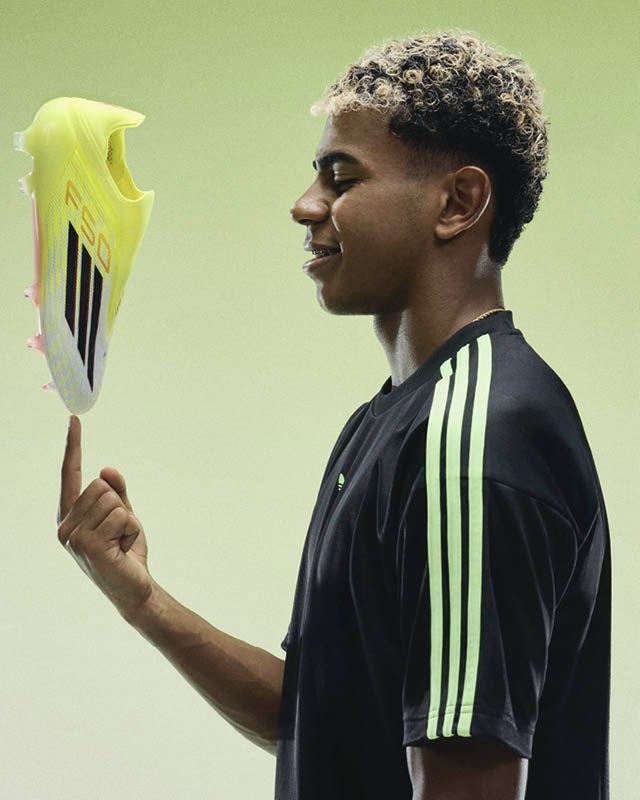 Diesen Fußballschuh trägt Lamine Yamal 2026: Adidas F50 Elite Laceless