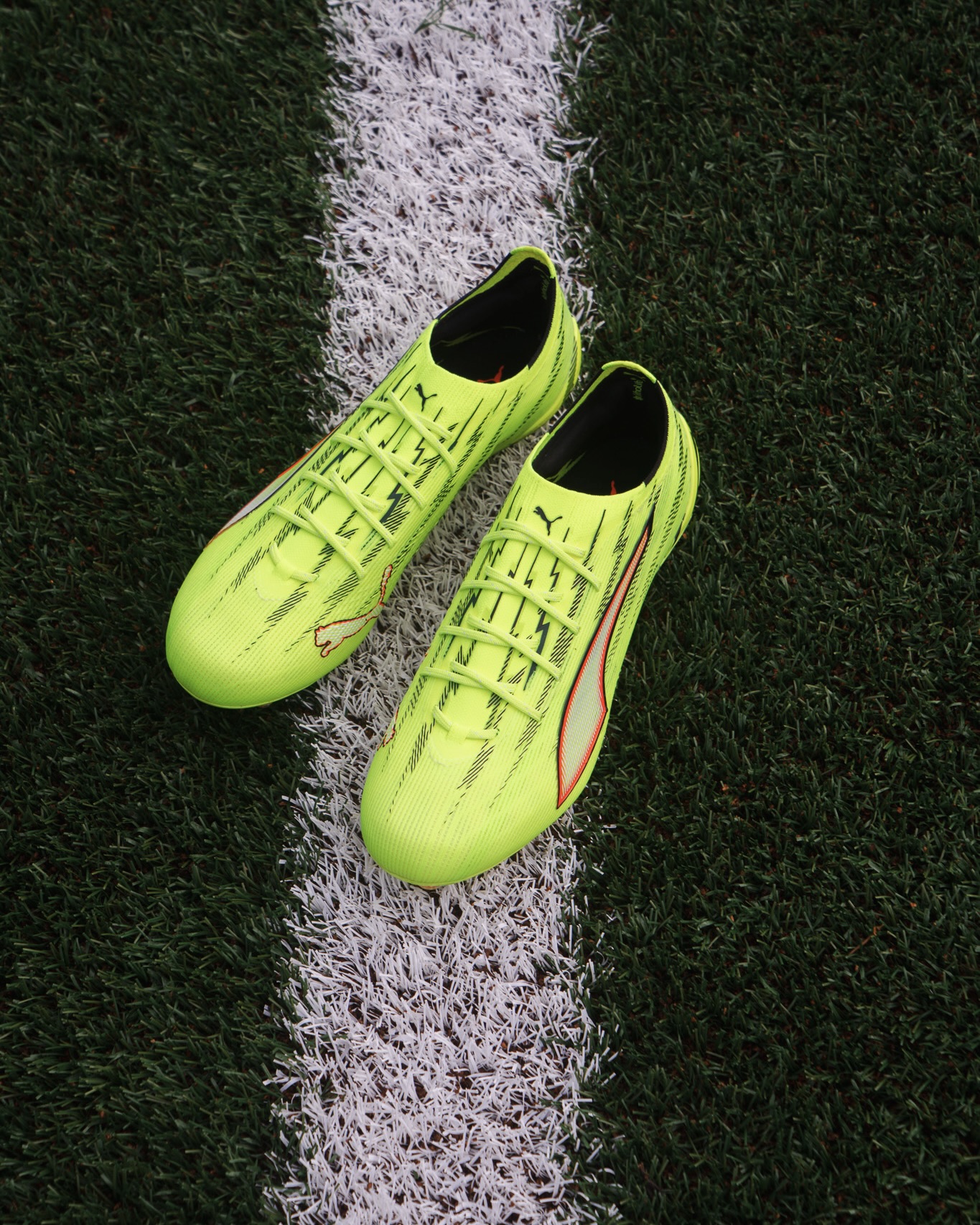 Die besten Fußballschuhe für schmale Füße 2026