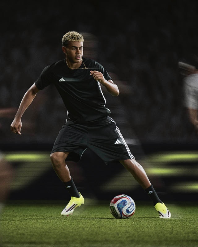 Die besten Fußballschuhe für schmale Füße 2026