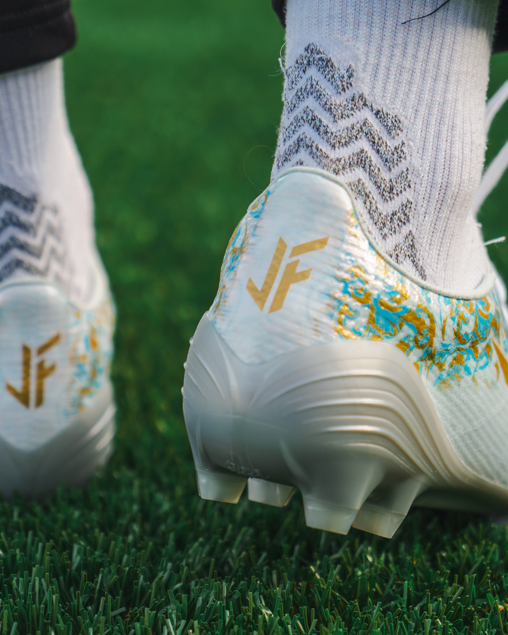 Mizuno Alpha João Félix Signature Edition