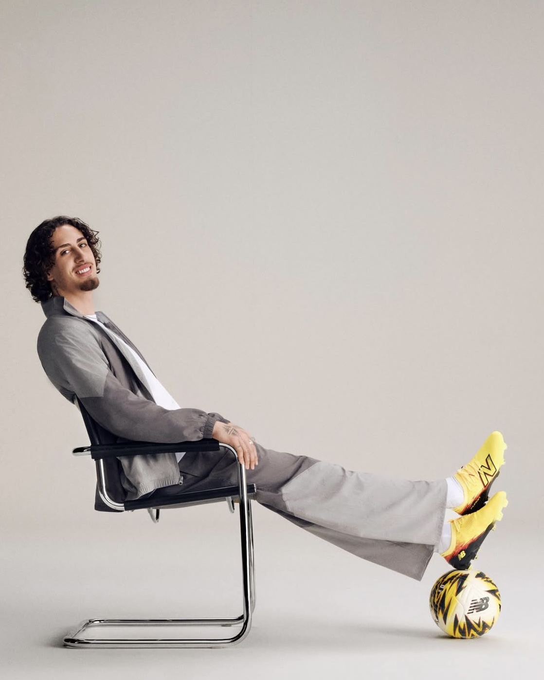 Welchen Fußballschuh trägt Fabio Silva? Welchen Fußballschuh trägt Fabio Silva?