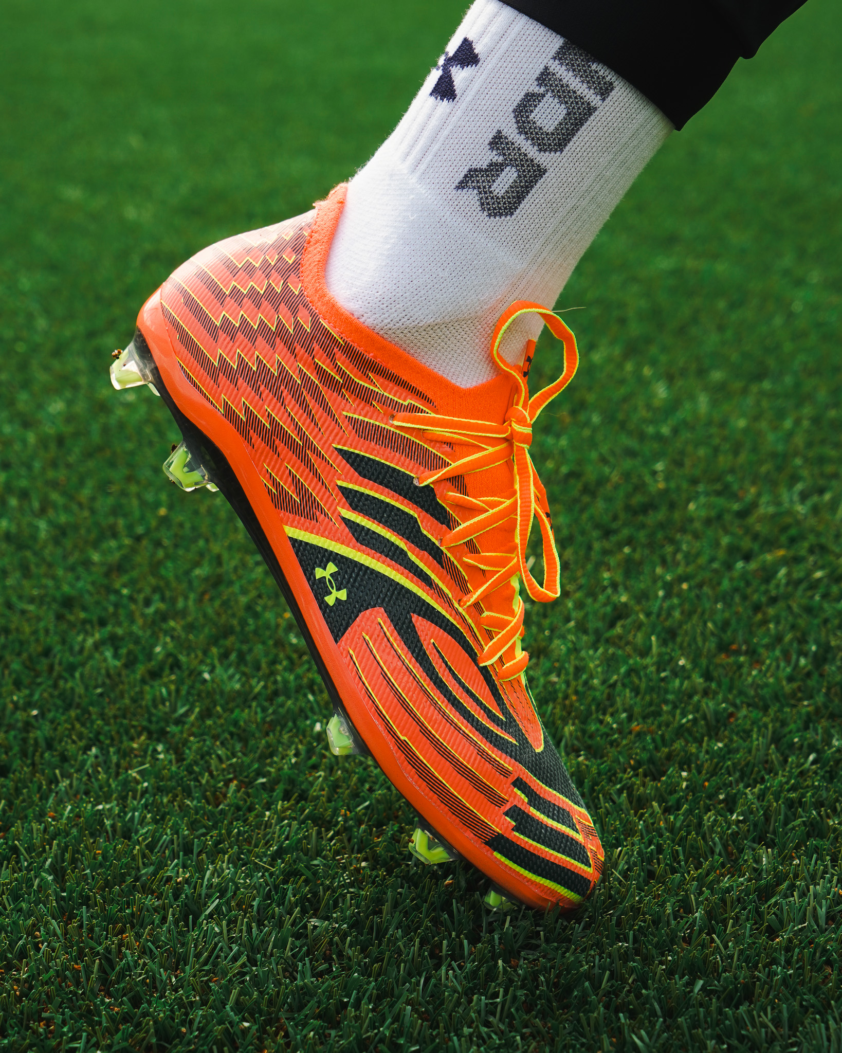 Under Armour Shadow Elite 4