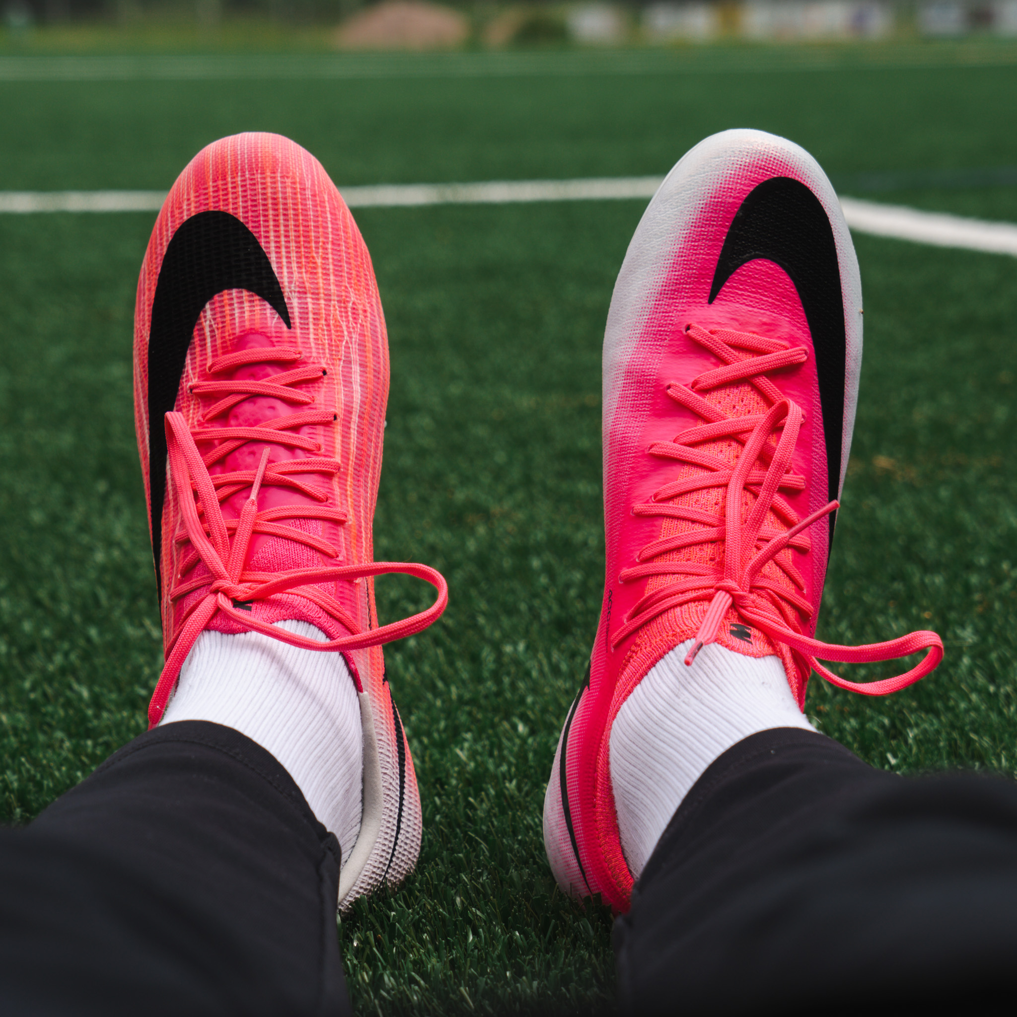 Nike Vapor 17 oder Superfly 11 – Welcher Mercurial passt besser zu dir?
