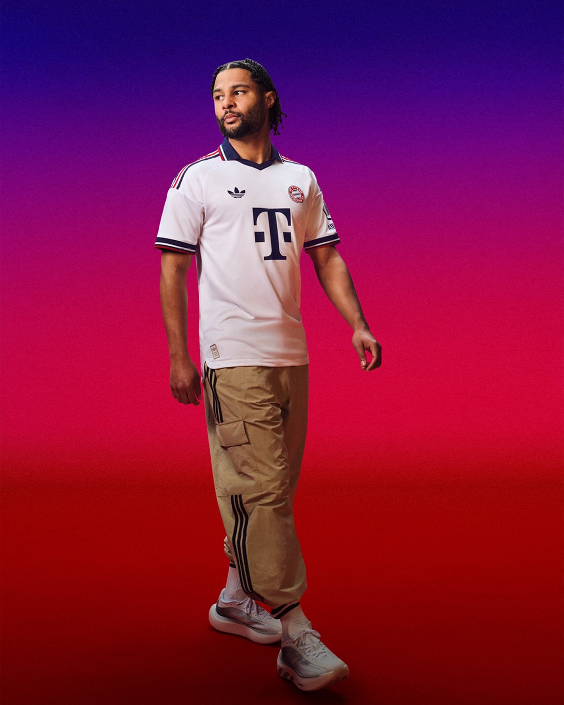 FC Bayern Auswärtstrikot 2026/27 FC Bayern Auswärtstrikot 2026/27