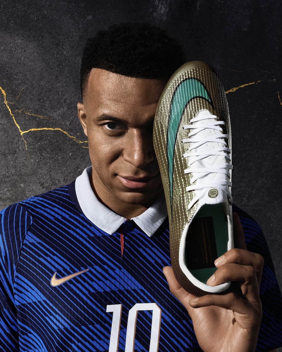 Mbappé Nike, Mbappé verlässt Nike, Kylian Mbappé Nike, Mbappé Fußballschuh 2026, Mbappé Signature Schuh 2026 Mbappé verlässt Nike?