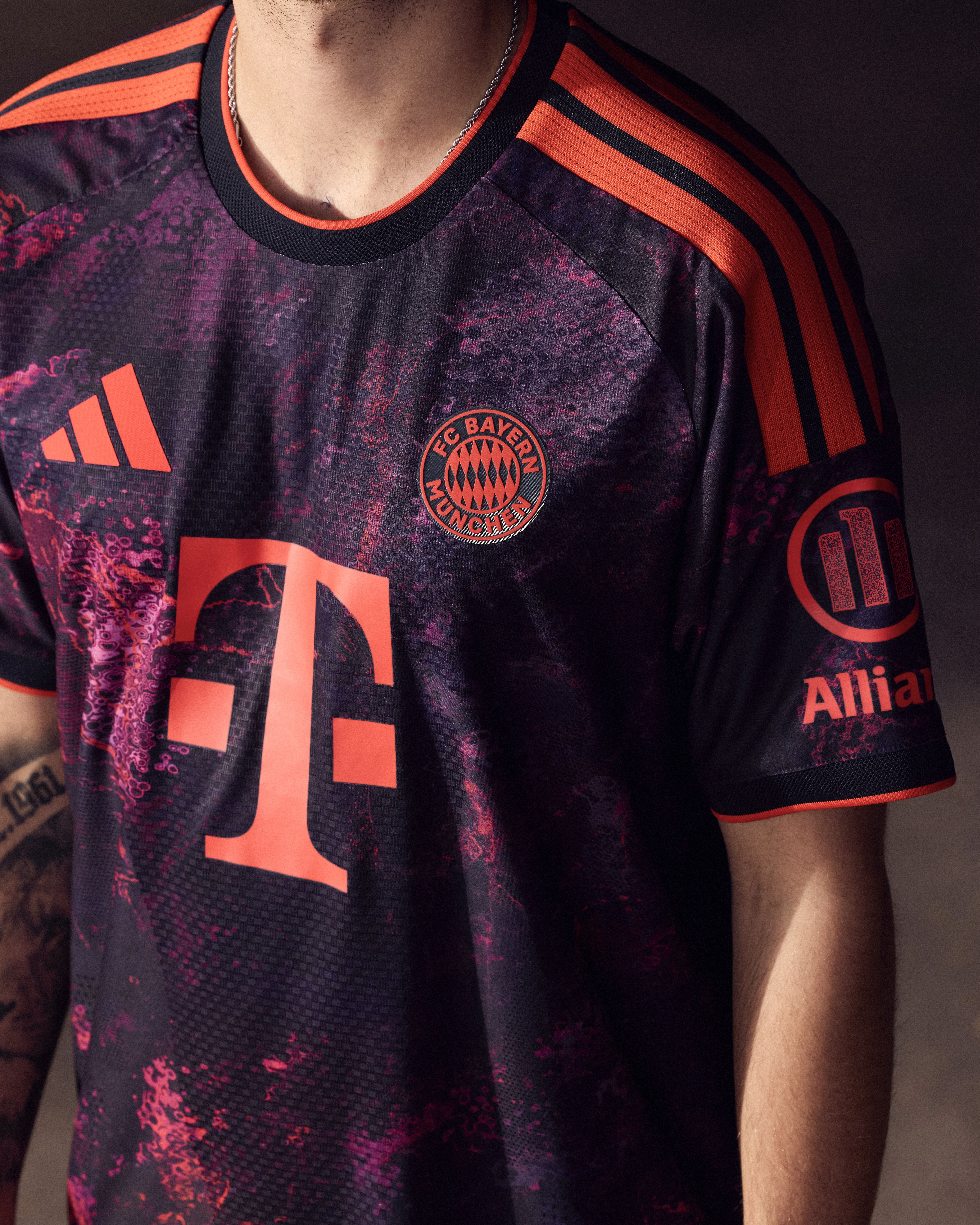 FC Bayern Ausweichtrikot 2026/27