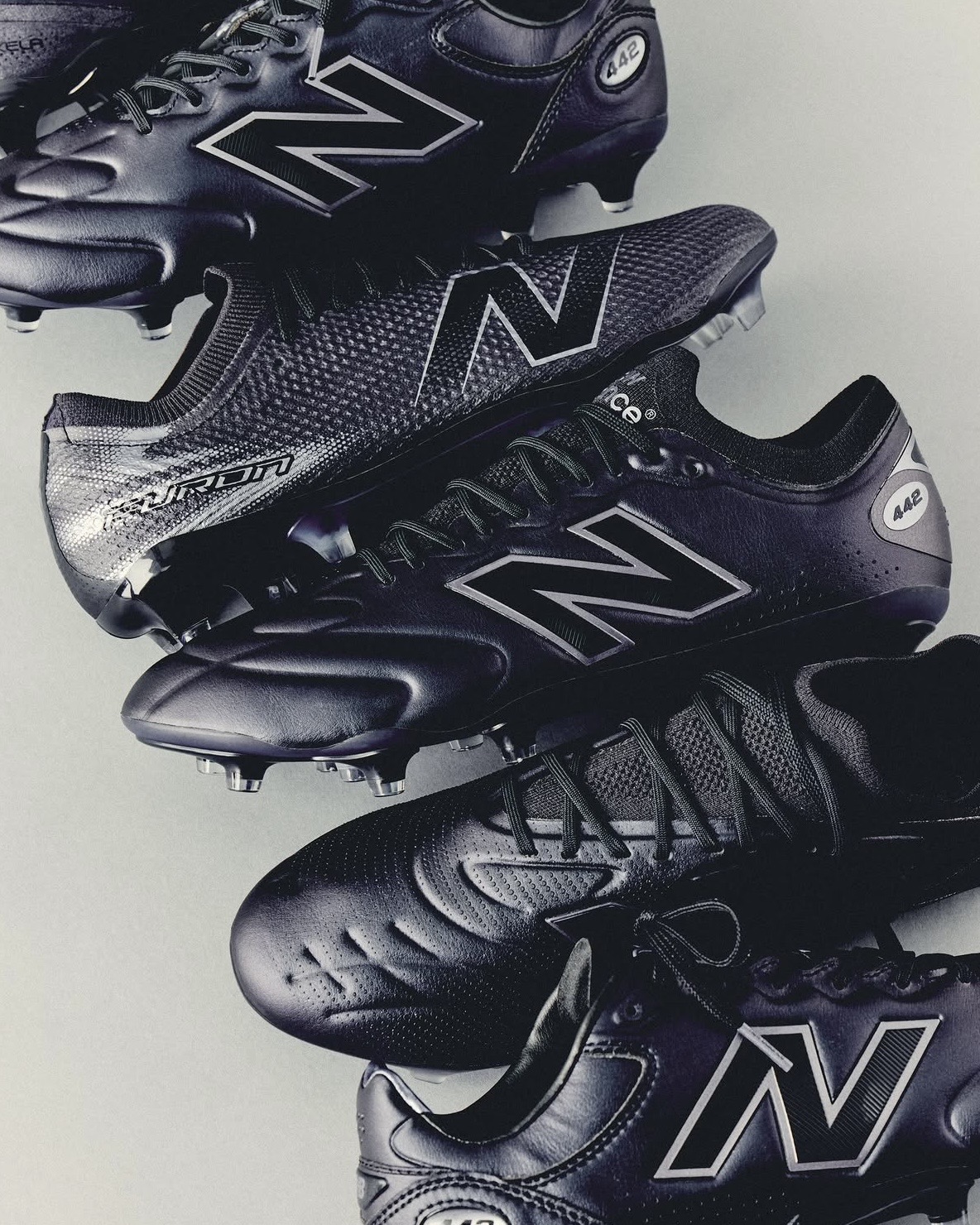 New Balance Blackout Pack 2026: Furon V9, Tekela V5 & 442 V3 in Schwarz