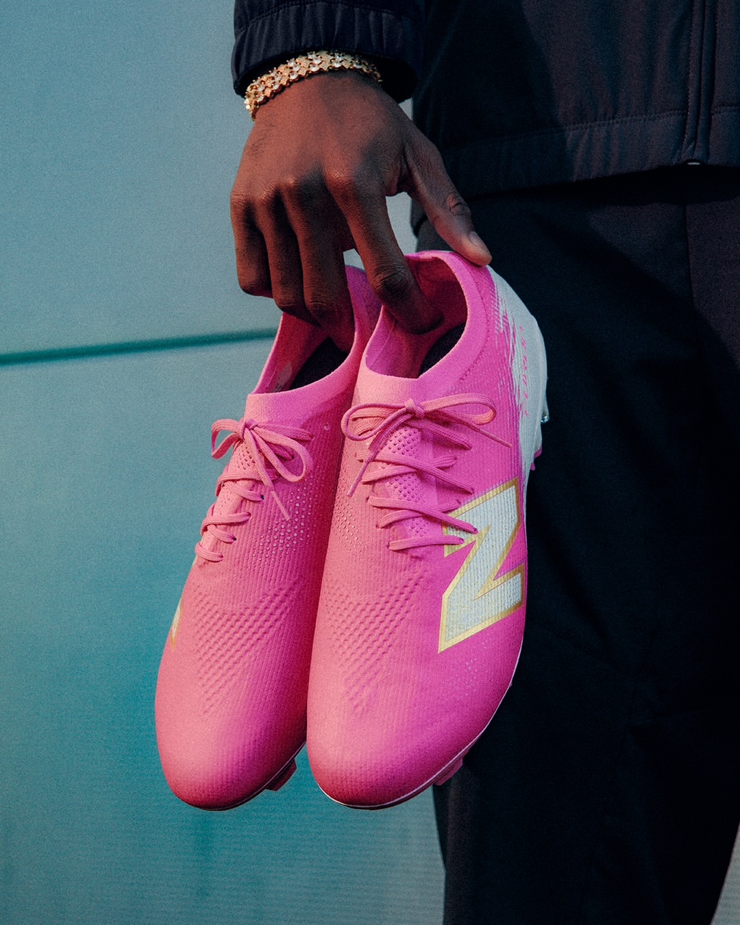 Welchen Fußballschuh spielt Yan Diomande Welchen Fußballschuh spielt Yan Diomande