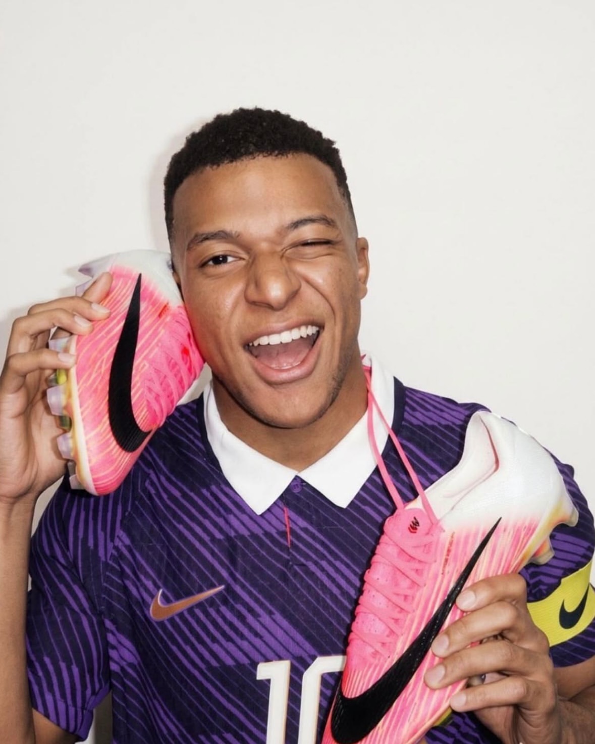 Mbappé Nike, Mbappé verlässt Nike, Kylian Mbappé Nike, Mbappé Fußballschuh 2026, Mbappé Signature Schuh 2026 Mbappé verlässt Nike?